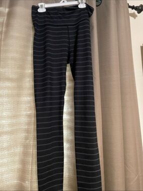 KIAVA Black Striped High-Waist Leggings